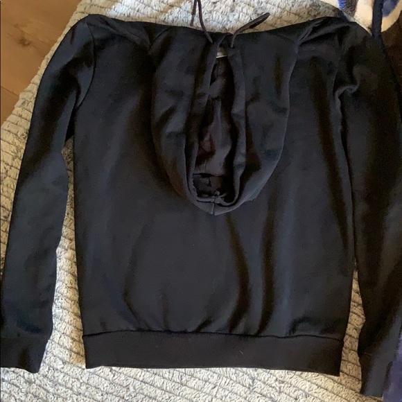 black puma hoodie - Picture 3 of 3